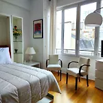 Paris 8 Elegant Apartment On Prestigious Franklin Roosevelt Avenue