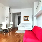 8 Elegant On Prestigious Franklin Roosevelt Avenue Appartamento