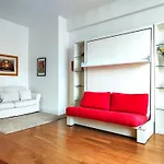 8 Elegant On Prestigious Franklin Roosevelt Avenue *