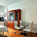 Appartamento 8 Elegant On Prestigious Franklin Roosevelt Avenue *