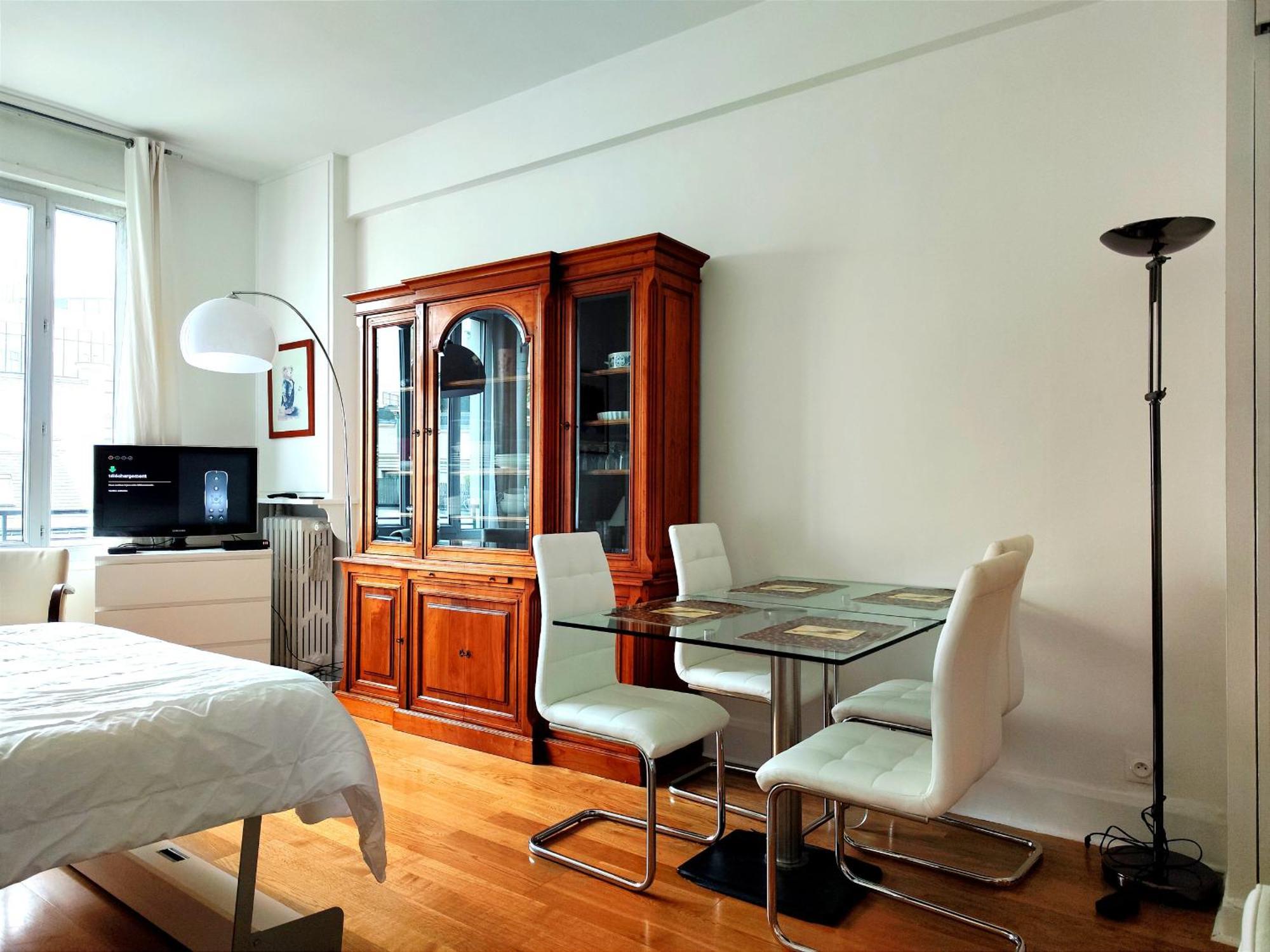 Appartamento 8 Elegant On Prestigious Franklin Roosevelt Avenue *